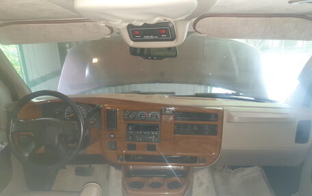 Chevrolet Express II, 2005 год, 2 400 000 рублей, 5 фотография