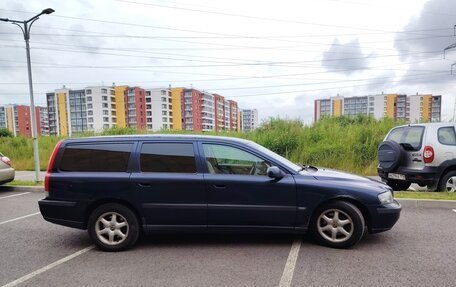 Volvo V70 III рестайлинг, 2002 год, 399 999 рублей, 3 фотография