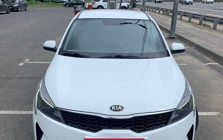 KIA Rio IV, 2021 год, 2 200 000 рублей, 4 фотография