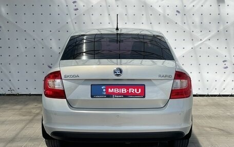 Skoda Rapid I, 2014 год, 890 000 рублей, 6 фотография