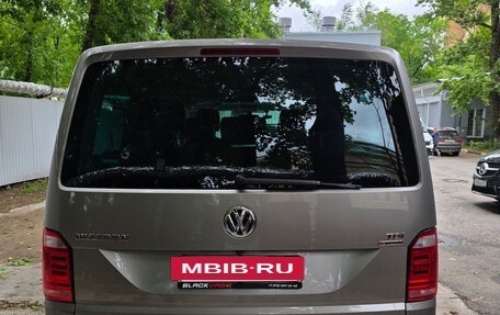 Volkswagen Multivan T6 рестайлинг, 2018 год, 4 500 000 рублей, 13 фотография
