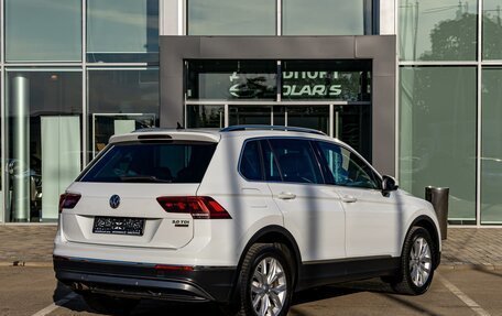 Volkswagen Tiguan II, 2018 год, 2 295 000 рублей, 6 фотография