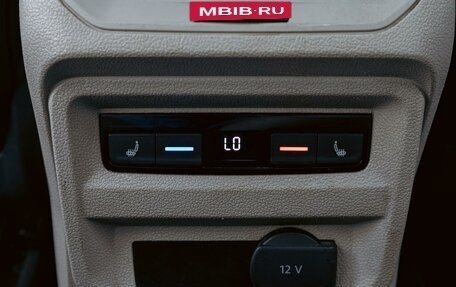 Volkswagen Tiguan II, 2018 год, 2 295 000 рублей, 16 фотография