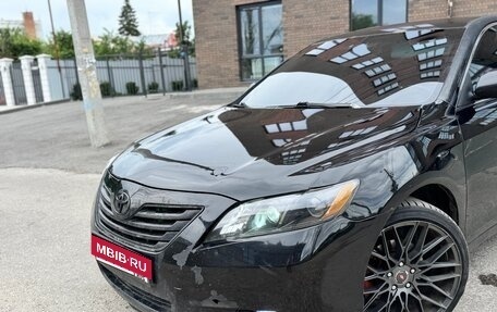 Toyota Camry, 2008 год, 590 000 рублей, 2 фотография