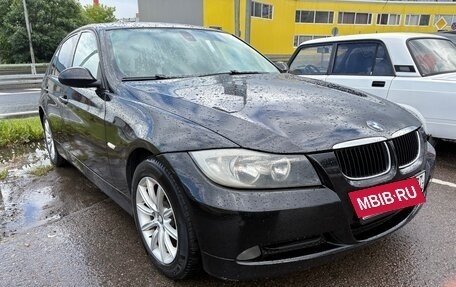 BMW 3 серия, 2008 год, 700 000 рублей, 2 фотография