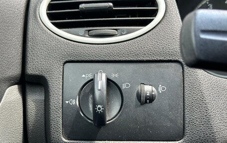 Ford Focus II рестайлинг, 2005 год, 370 000 рублей, 12 фотография