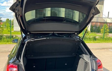 Mercedes-Benz A-Класс, 2018 год, 1 950 000 рублей, 13 фотография