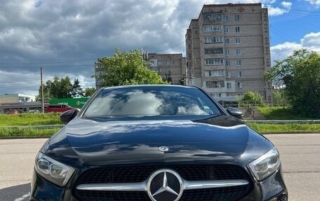 Mercedes-Benz A-Класс, 2018 год, 1 950 000 рублей, 7 фотография