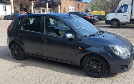Ford Fiesta, 2007 год, 530 000 рублей, 3 фотография
