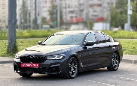BMW 5 серия, 2020 год, 3 150 000 рублей, 2 фотография