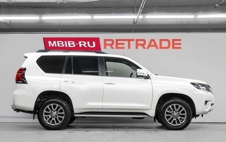 Toyota Land Cruiser Prado 150 рестайлинг 2, 2018 год, 5 990 000 рублей, 5 фотография