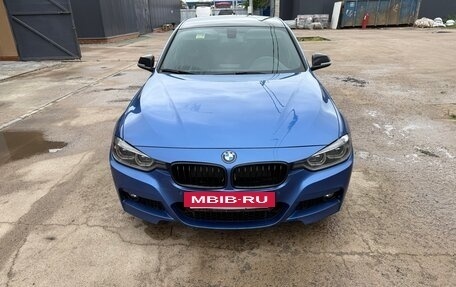 BMW 3 серия, 2016 год, 2 600 000 рублей, 2 фотография