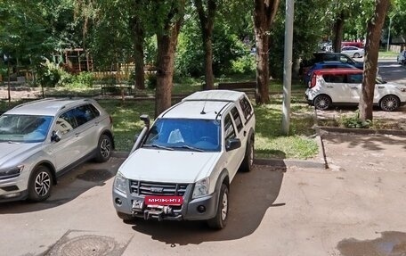 Isuzu D-Max I рестайлинг, 2010 год, 1 350 000 рублей, 1 фотография