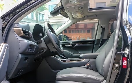 Toyota Highlander, 2026 год, 5 630 000 рублей, 9 фотография