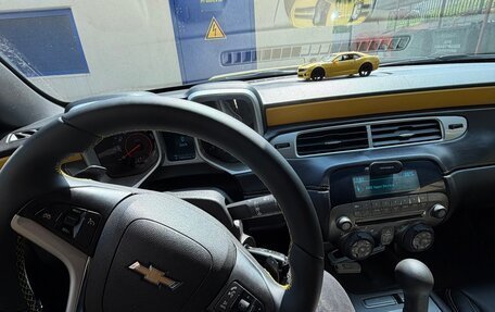 Chevrolet Camaro IV, 2011 год, 2 500 000 рублей, 8 фотография