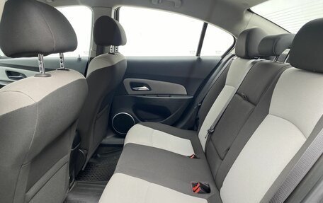 Chevrolet Cruze II, 2015 год, 850 000 рублей, 10 фотография