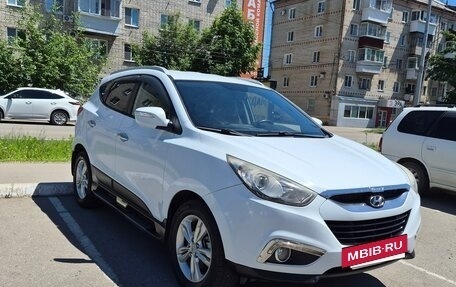 Hyundai ix35 I рестайлинг, 2010 год, 950 000 рублей, 2 фотография