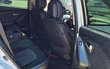 Hyundai ix35 I рестайлинг, 2010 год, 950 000 рублей, 9 фотография