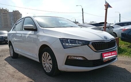 Skoda Rapid II, 2022 год, 1 620 000 рублей, 2 фотография