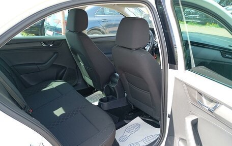 Skoda Rapid II, 2022 год, 1 620 000 рублей, 12 фотография