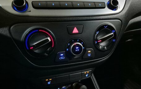 Hyundai Solaris II рестайлинг, 2018 год, 1 260 000 рублей, 18 фотография