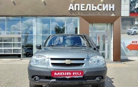 Chevrolet Niva I рестайлинг, 2012 год, 537 500 рублей, 2 фотография
