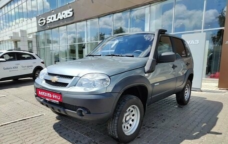 Chevrolet Niva I рестайлинг, 2012 год, 537 500 рублей, 3 фотография