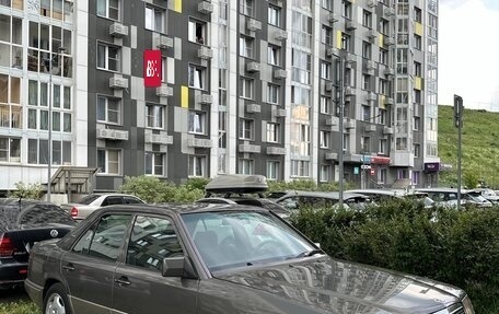 Mercedes-Benz E-Класс, 1994 год, 750 000 рублей, 2 фотография