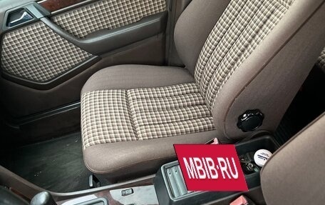 Mercedes-Benz E-Класс, 1994 год, 750 000 рублей, 10 фотография