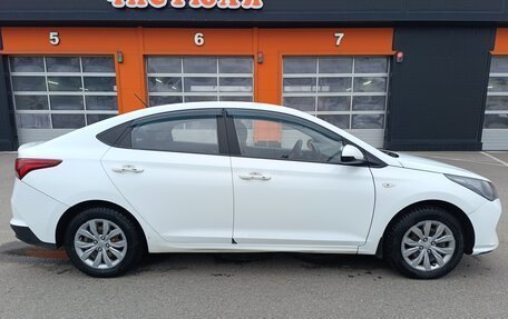 Hyundai Solaris II рестайлинг, 2020 год, 1 200 000 рублей, 9 фотография