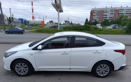 Hyundai Solaris II рестайлинг, 2020 год, 1 200 000 рублей, 3 фотография