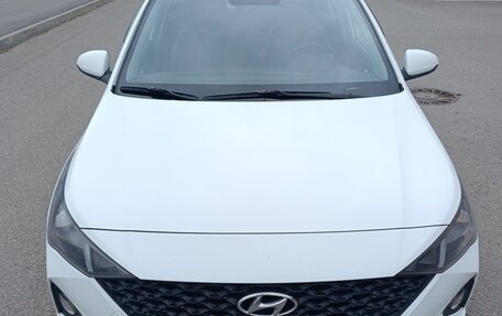 Hyundai Solaris II рестайлинг, 2020 год, 1 200 000 рублей, 2 фотография