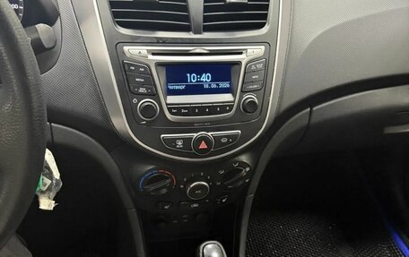Hyundai Solaris II рестайлинг, 2014 год, 699 000 рублей, 13 фотография