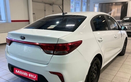 KIA Rio IV, 2018 год, 849 000 рублей, 4 фотография