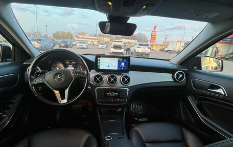 Mercedes-Benz GLA, 2015 год, 1 870 000 рублей, 10 фотография