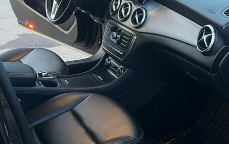 Mercedes-Benz GLA, 2015 год, 1 870 000 рублей, 14 фотография