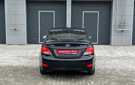 Hyundai Solaris II рестайлинг, 2012 год, 630 000 рублей, 7 фотография