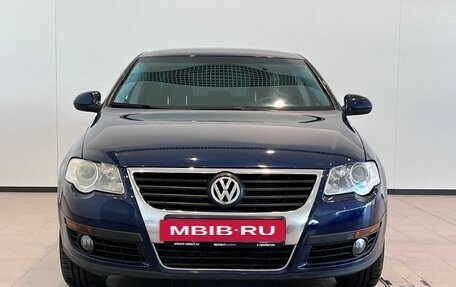 Volkswagen Passat B6, 2008 год, 740 000 рублей, 2 фотография