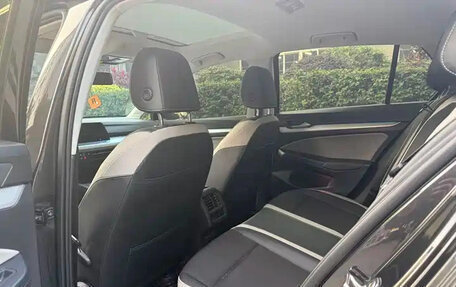 Volkswagen Golf VIII, 2021 год, 1 223 700 рублей, 8 фотография