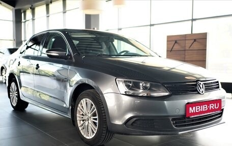 Volkswagen Jetta VI, 2012 год, 750 000 рублей, 3 фотография