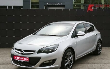 Opel Astra J, 2013 год, 730 000 рублей, 1 фотография