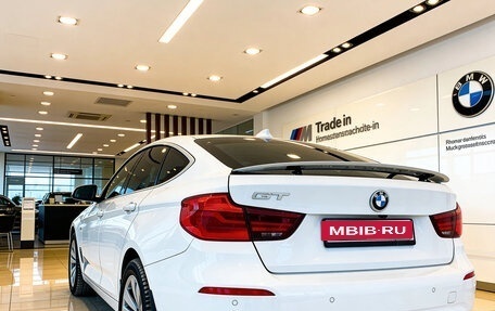 BMW 3 серия, 2019 год, 2 750 000 рублей, 1 фотография