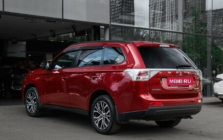 Mitsubishi Outlander III рестайлинг 3, 2013 год, 1 460 000 рублей, 7 фотография