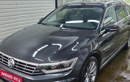 Volkswagen Passat B8 рестайлинг, 2018 год, 2 800 000 рублей, 1 фотография