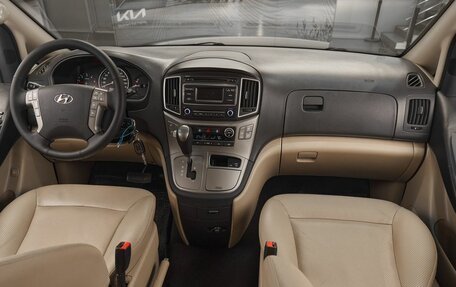 Hyundai H-1 II рестайлинг, 2018 год, 2 499 000 рублей, 9 фотография