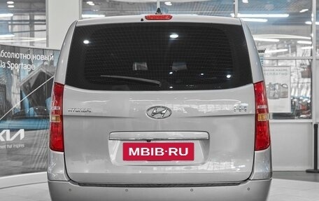 Hyundai H-1 II рестайлинг, 2018 год, 2 499 000 рублей, 5 фотография