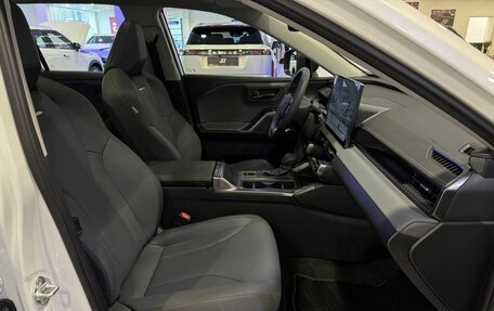 Toyota RAV4, 2025 год, 4 050 000 рублей, 10 фотография