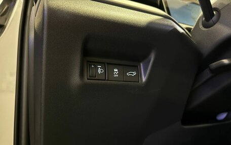 Toyota RAV4, 2025 год, 4 050 000 рублей, 19 фотография
