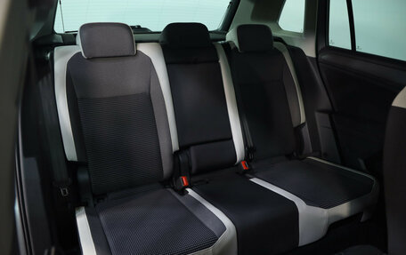 Volkswagen Tiguan II, 2020 год, 3 499 000 рублей, 28 фотография