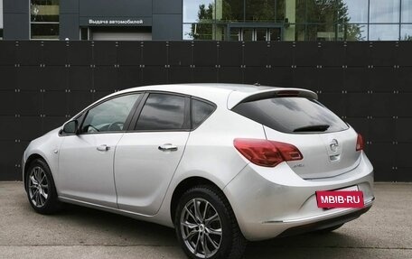 Opel Astra J, 2013 год, 730 000 рублей, 6 фотография